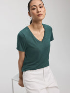V-Neck Tee - R Essentials