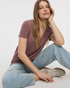 V-Neck Tee - R Essentials